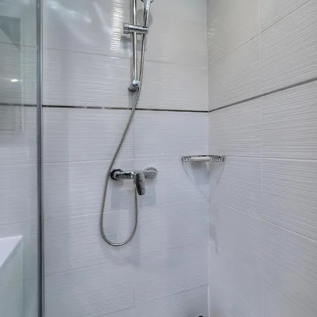 Apartment Le Chris - Centre - Wifi - Verriere Cote D'azur Cannes